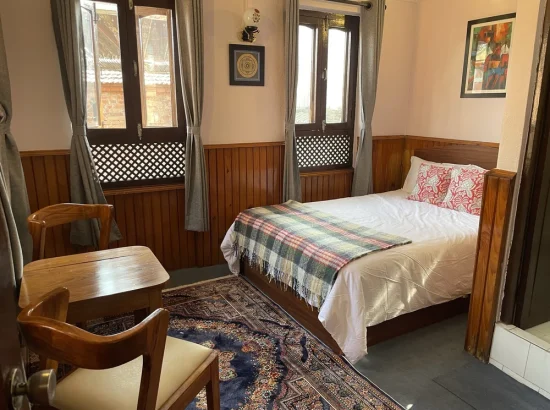 Rato Ghar Hotel 